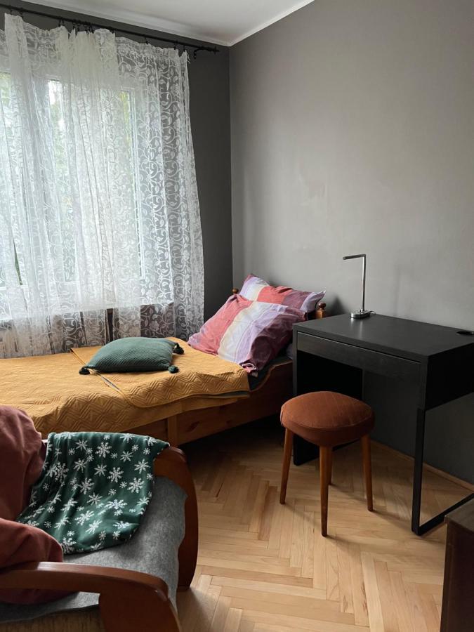 U Cioci Lutki Urocze Mieszkanie Z Balkonem クラクフ エクステリア 写真